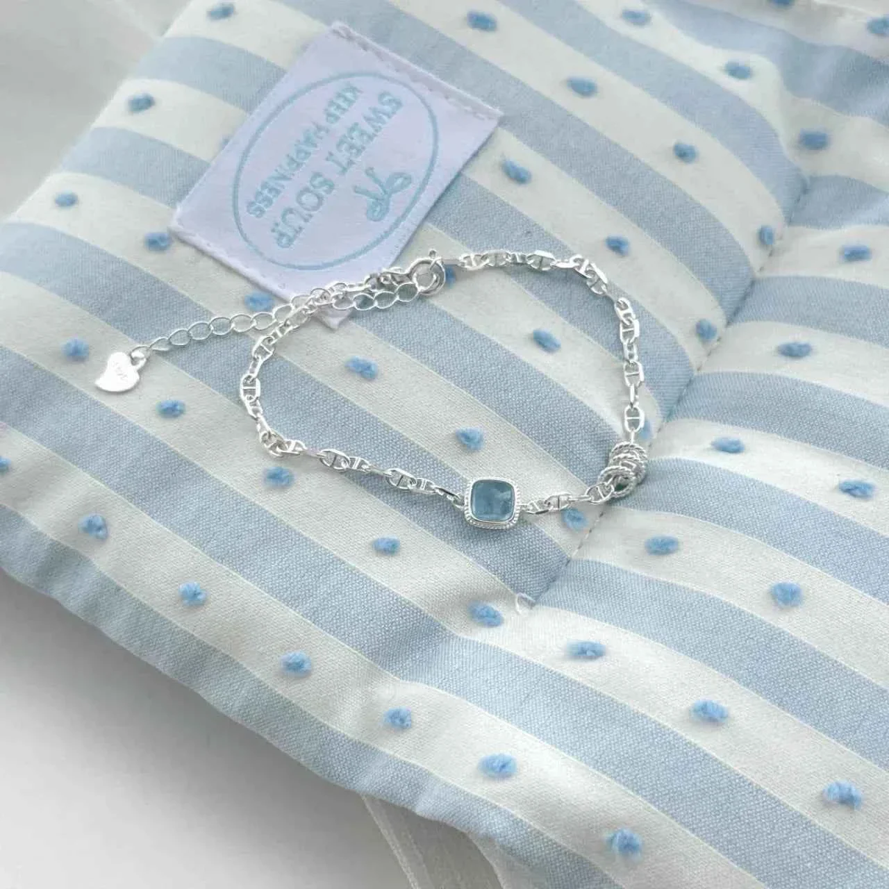 "Aqua Cube Piggy" 925 Sterling Silver Aquamarine & Pig-Nose Chain Bracelet – Minimalist Ocean Chic - Image 3