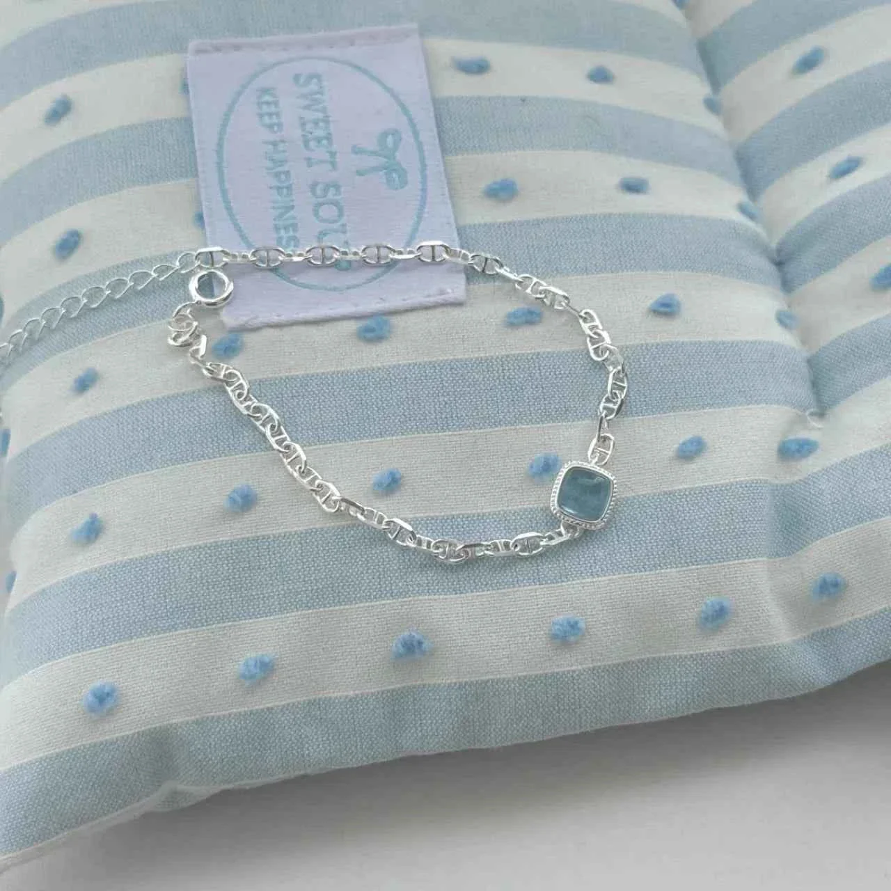 "Aqua Cube Piggy" 925 Sterling Silver Aquamarine & Pig-Nose Chain Bracelet – Minimalist Ocean Chic - Image 6