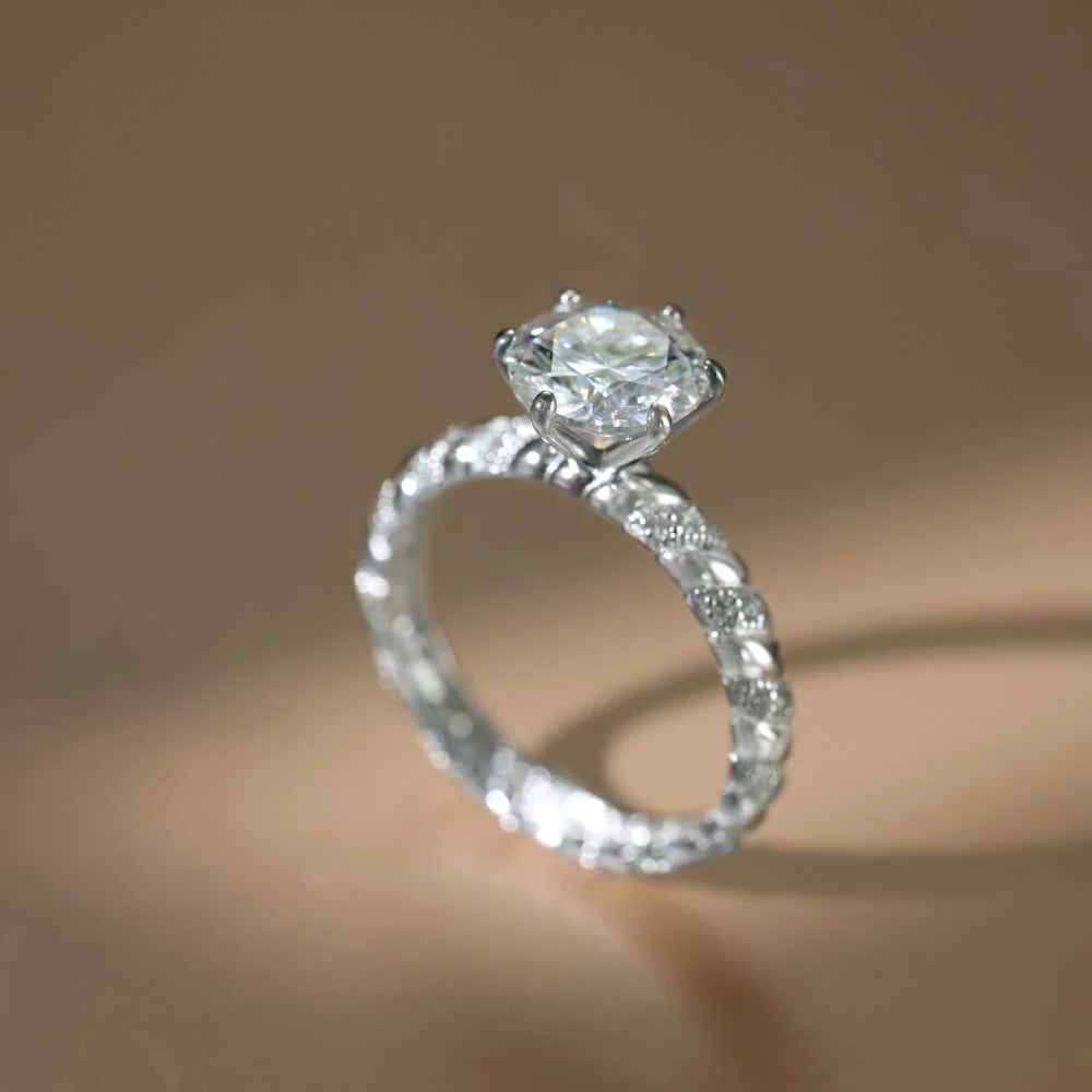“Celestial Weave” 925 Sterling Silver 2CT Moissanite Braided Ring - Image 5