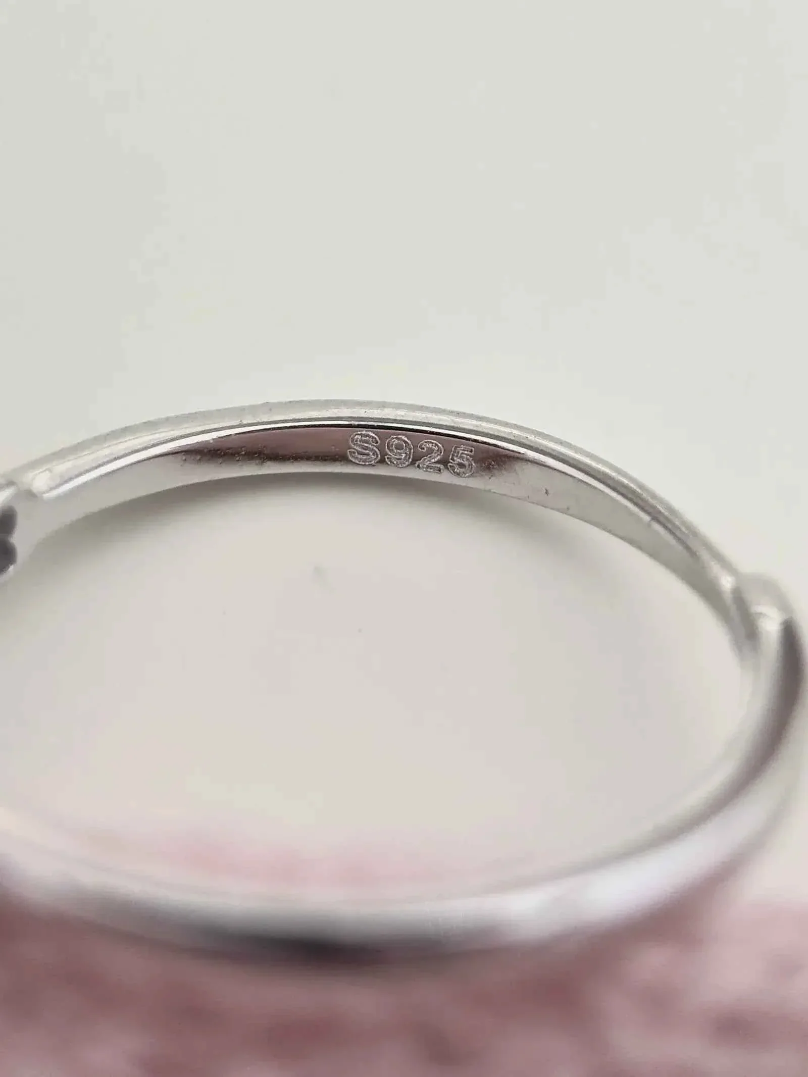 "Chic Bow" 925 Sterling Silver Diamond Accent Ring - Minimalist and Unique - Image 5