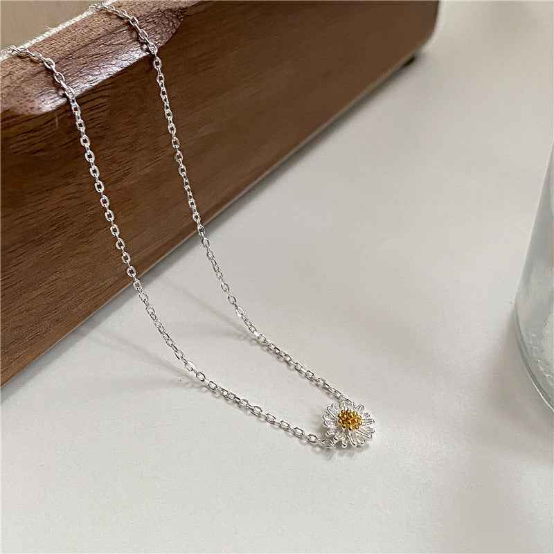 "Daisy Delight" 925 Sterling Silver Jewelry Set (Necklace, Bracelet & Ring) - Image 5