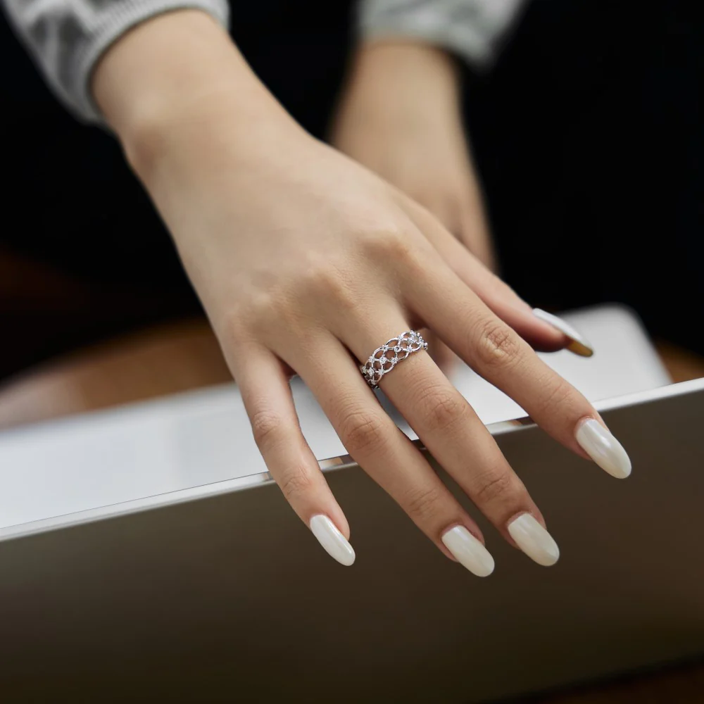 “Élise Lace” S925 Sterling Silver Vintage Openwork Ring - Image 5
