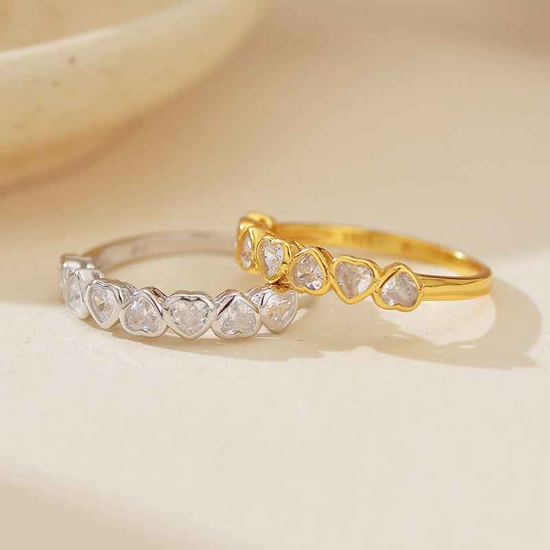 "Endless Hearts" 925 Sterling Silver Heart-Cut Zircon Ring