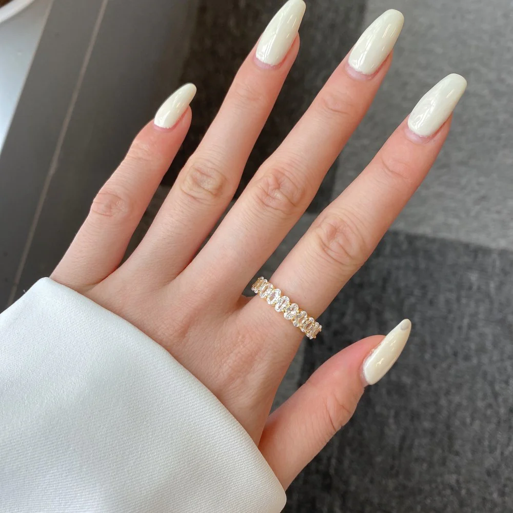 Eternal Glow – S925 Silver & Gold Oval Lace Ring with CZ Accent - Image 2