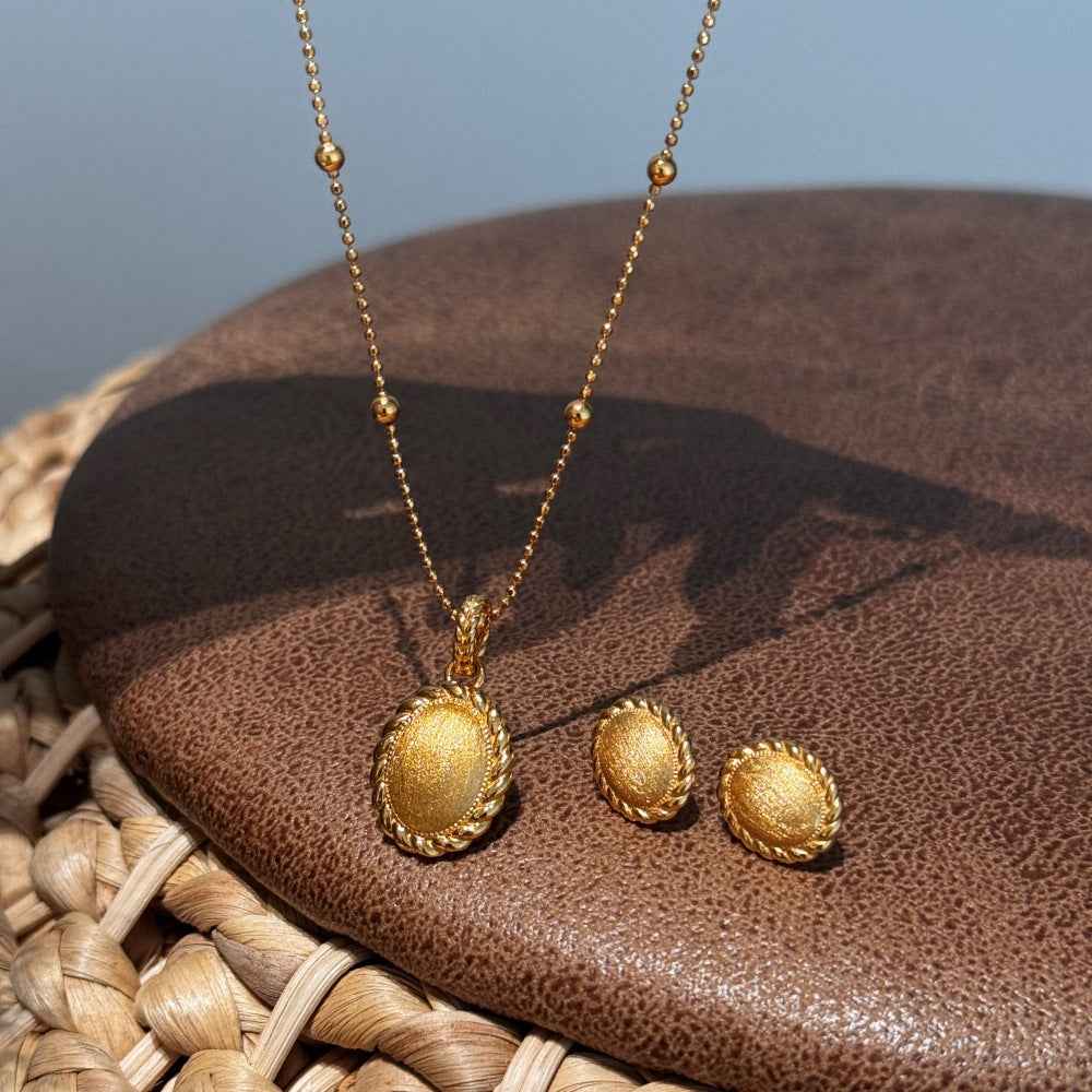"Golden Weave" 925 Sterling Silver Brushed Oval Necklace & Stud Earring Set - Image 3