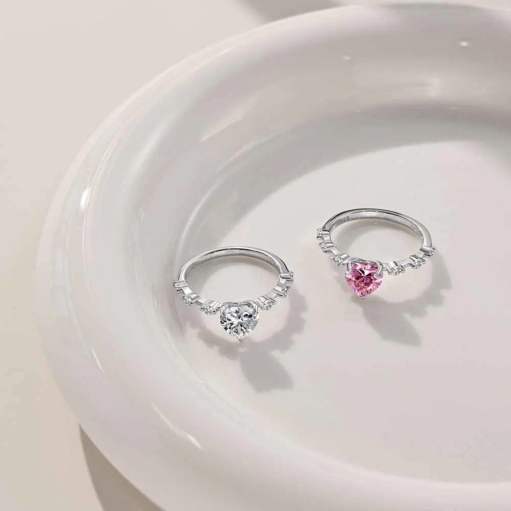 “Heartfelt Elegance” – S925 Sterling Silver Heart-Shaped CZ Ring - Image 4