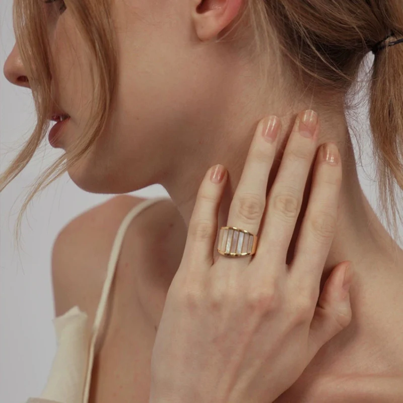 Ivory Column Mother-of-Pearl 18K Gold-Plated Brass Ring - Image 2