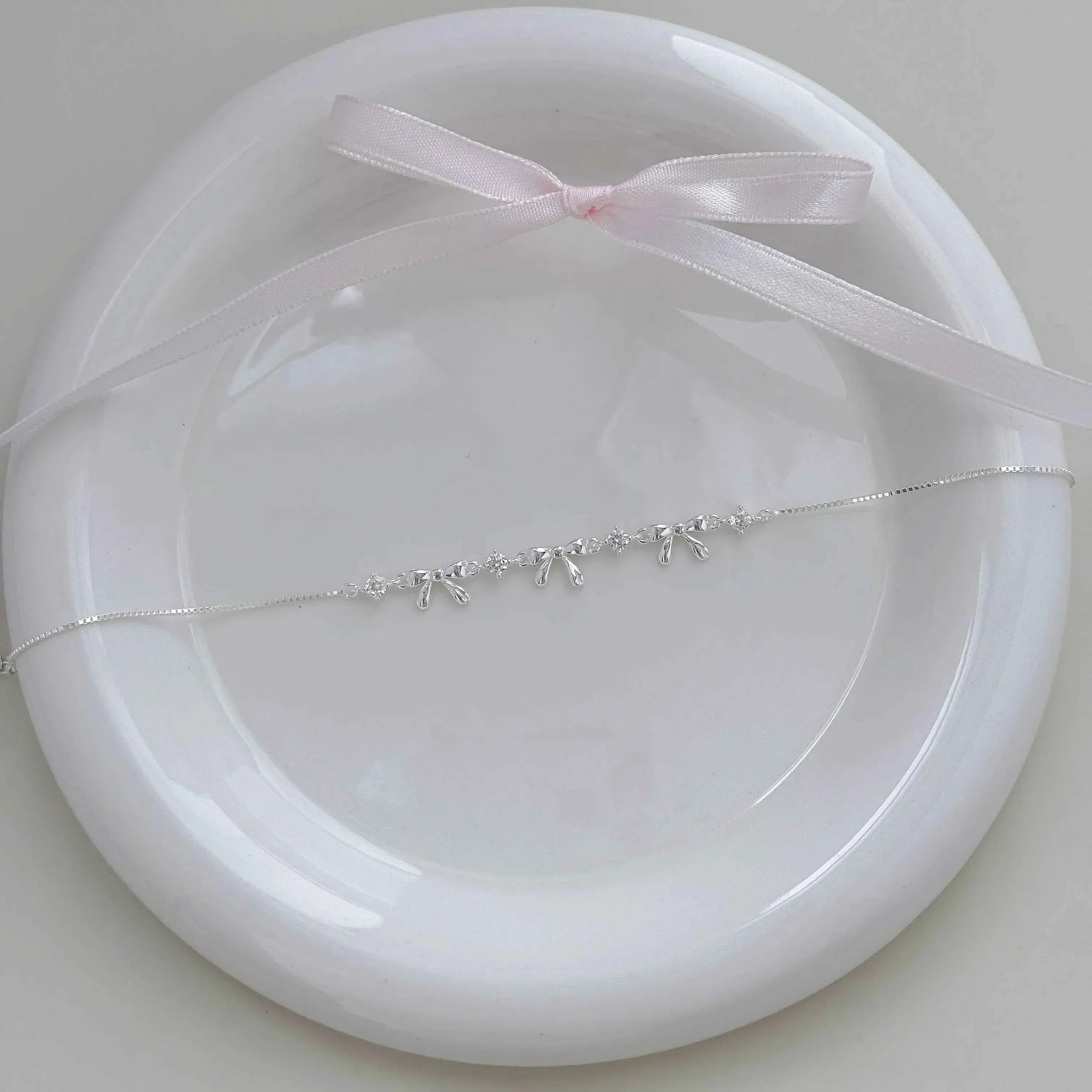 "Korean Bow" 925 Sterling Silver Bow Bracelet with Zircon – Sweet & Shimmering - Image 8