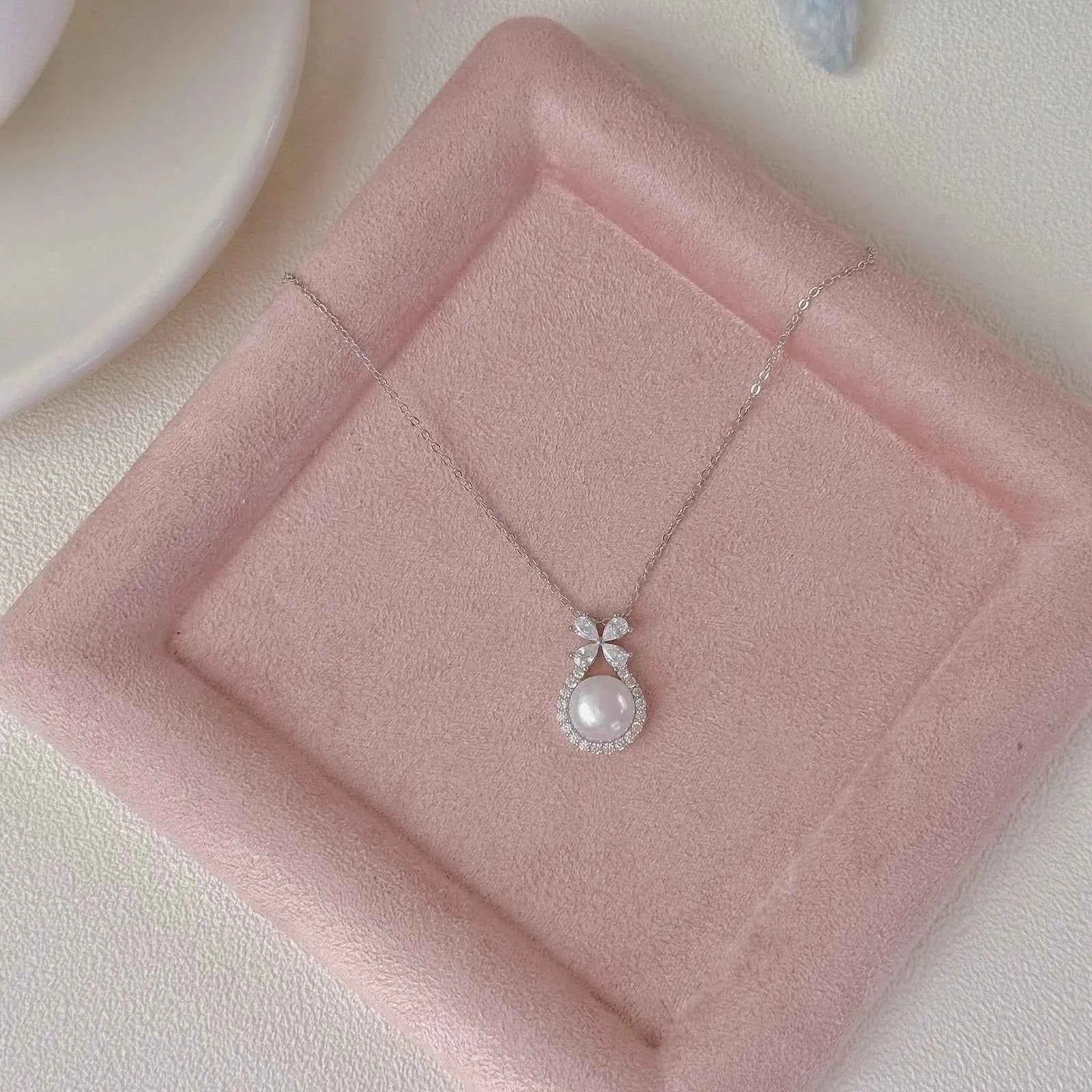 "Little Happiness" 925 Sterling Silver Bow Pearl Necklace - Perfect Gift for Mom - Image 4