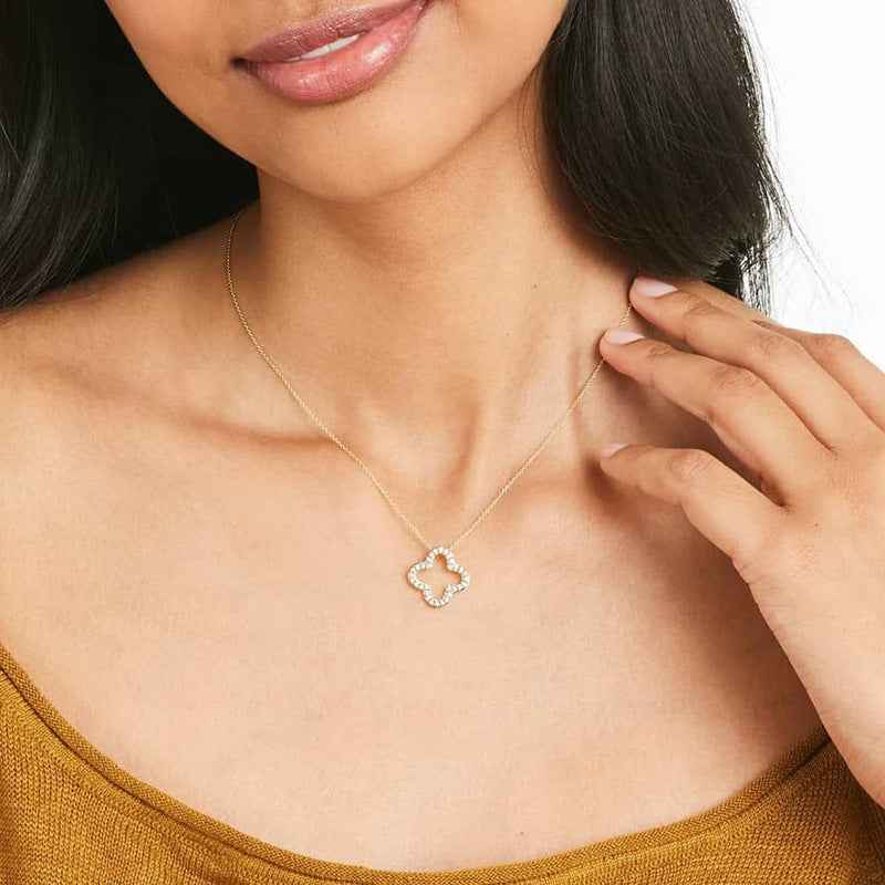 "Lucky Glow" 925 Sterling Silver Clover Necklace - Image 2