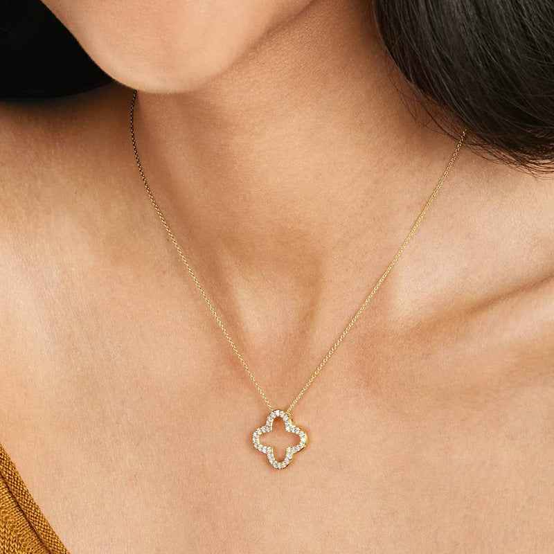"Lucky Glow" 925 Sterling Silver Clover Necklace - Image 3