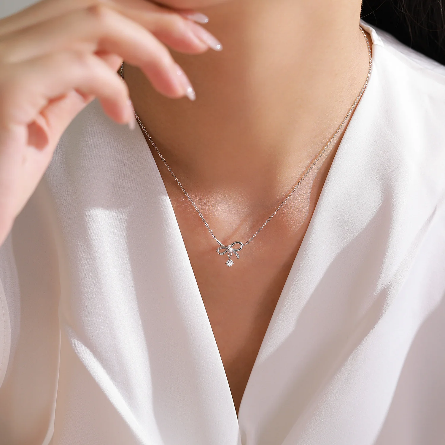 “Lumi Bow” 925 Sterling Silver Bow Jewelry Set - Image 4