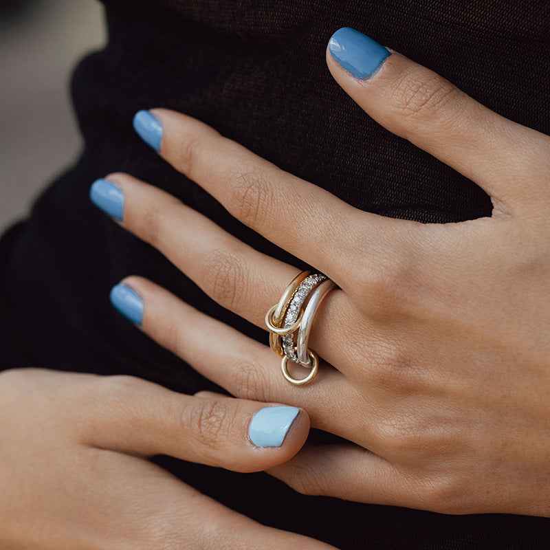 "Midnight Trio" 925 Sterling Silver Linked Triple-Band Ring - Image 3