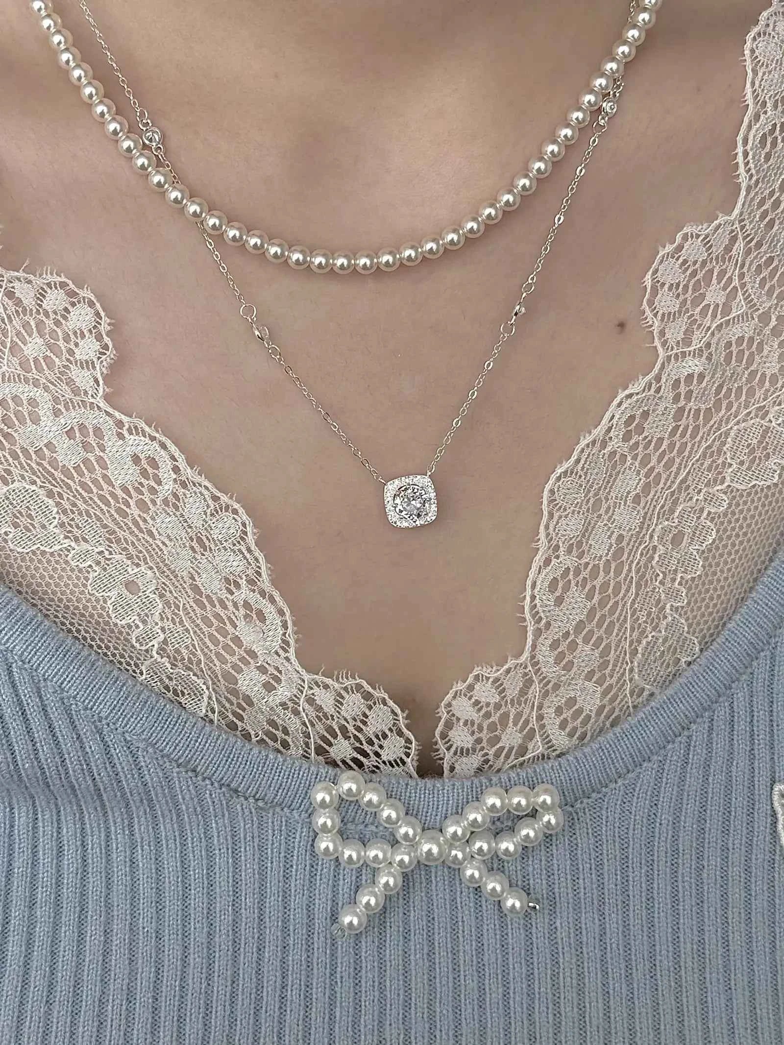 "Oil Painting Maiden" 925 Sterling Silver Cube Sugar Diamond and Pearl Vintage Layered Necklace - Low Luxury, Elegant, and Refined - Image 3