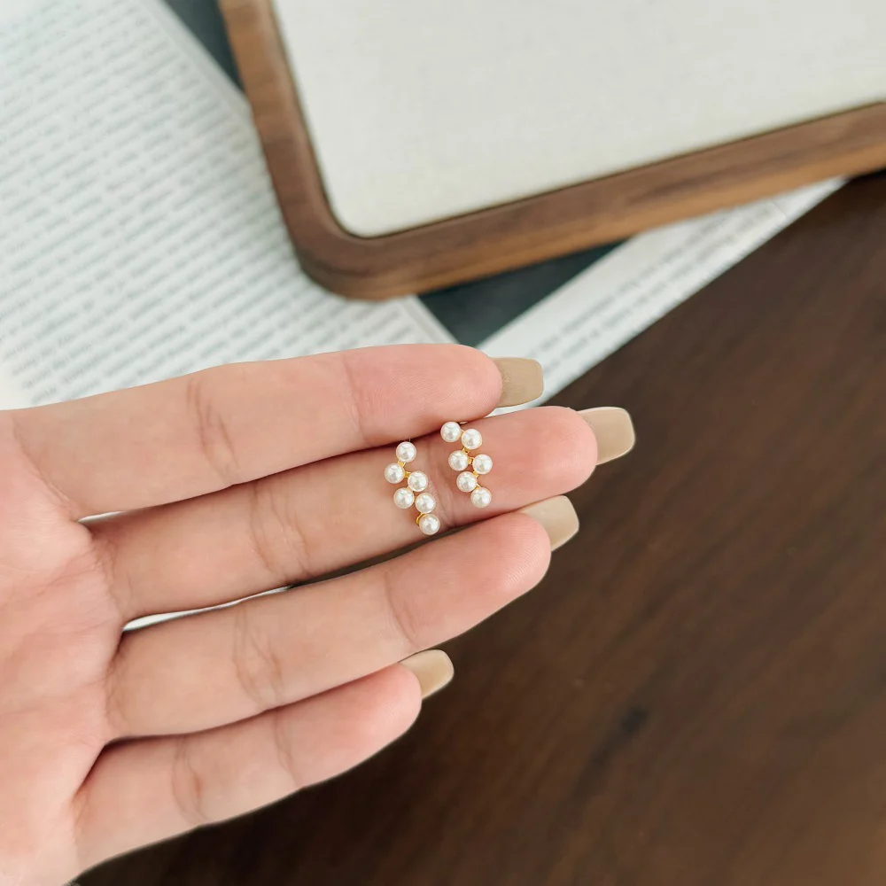 “Pearl Vine” 925 Sterling Silver Grape Pearl Stud Earrings - Image 3