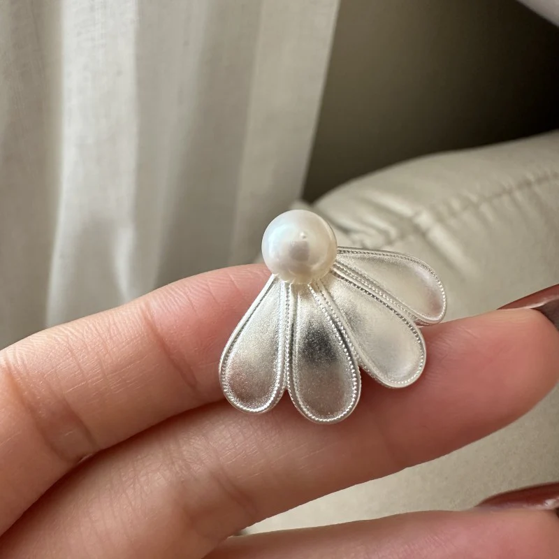 "Petal Grace" 925 Sterling Silver Pearl Earrings - Image 4