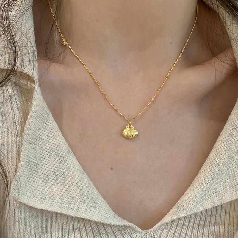 “Petite Coquille” 925 Sterling Silver Shell Necklace - Image 2