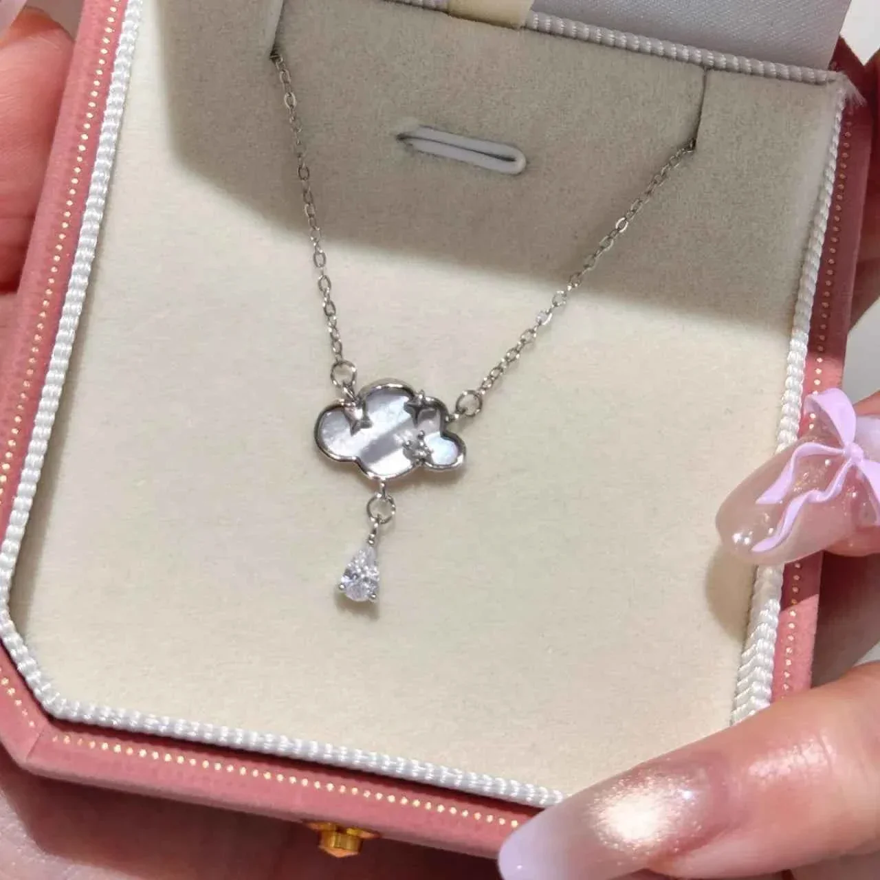 "Raindrop Cloud" 999 Sterling Silver Necklace - Delicate and Unique - Image 5