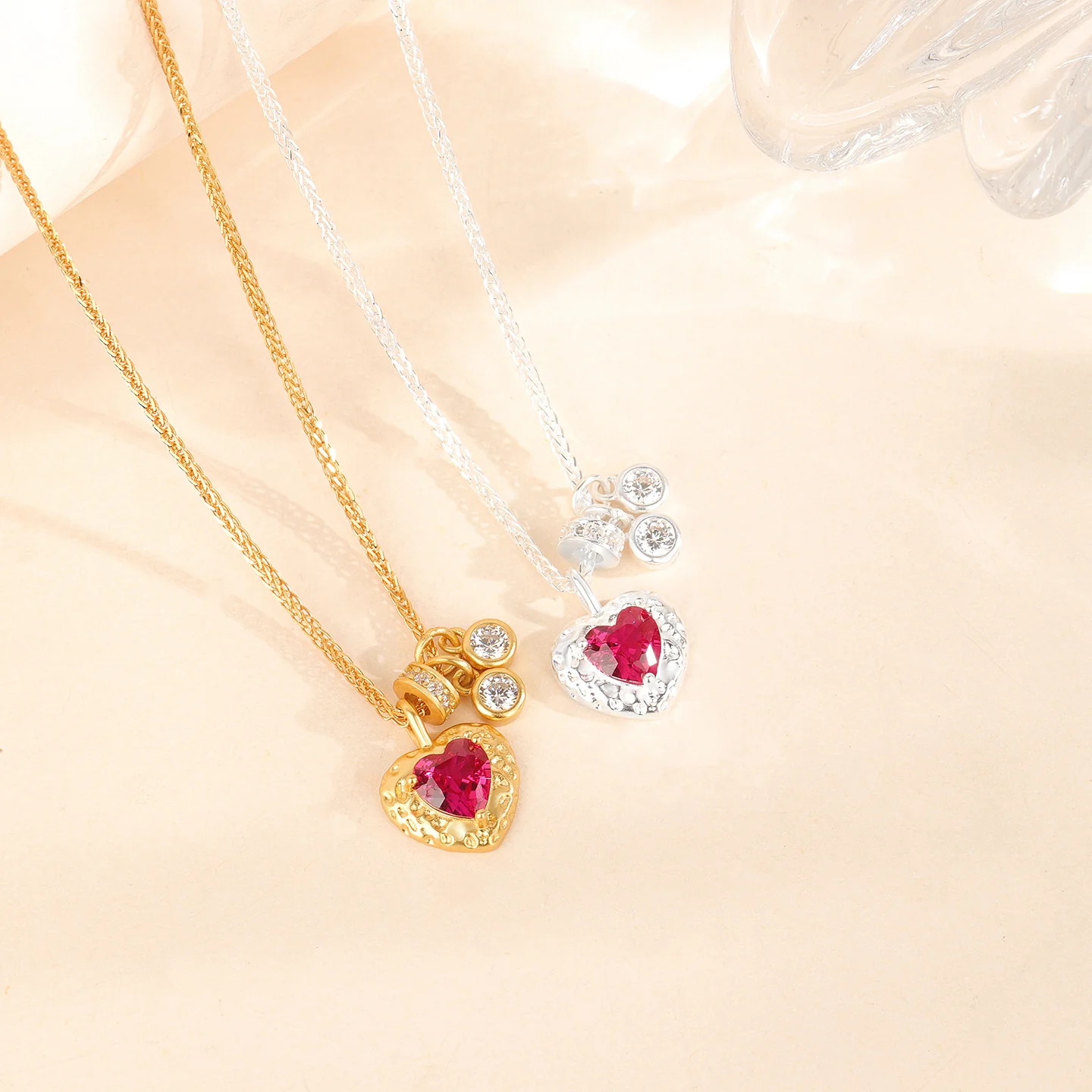 “Rouge Héritage” S925 Sterling Silver Vintage Red Heart Necklace - Image 3