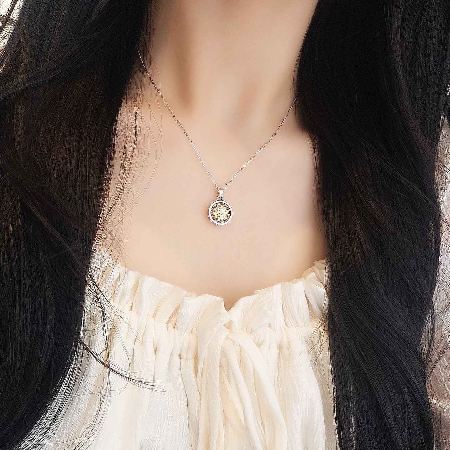 “Sunlit Bloom” S925 Sterling Silver Rotating Sunflower Necklace - Image 2