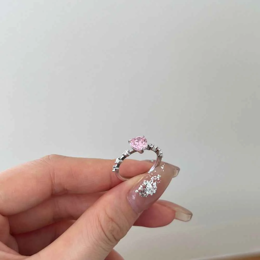 “Sweet Aurora” 925 Sterling Silver Pink Heart Solitaire Ring - Image 3