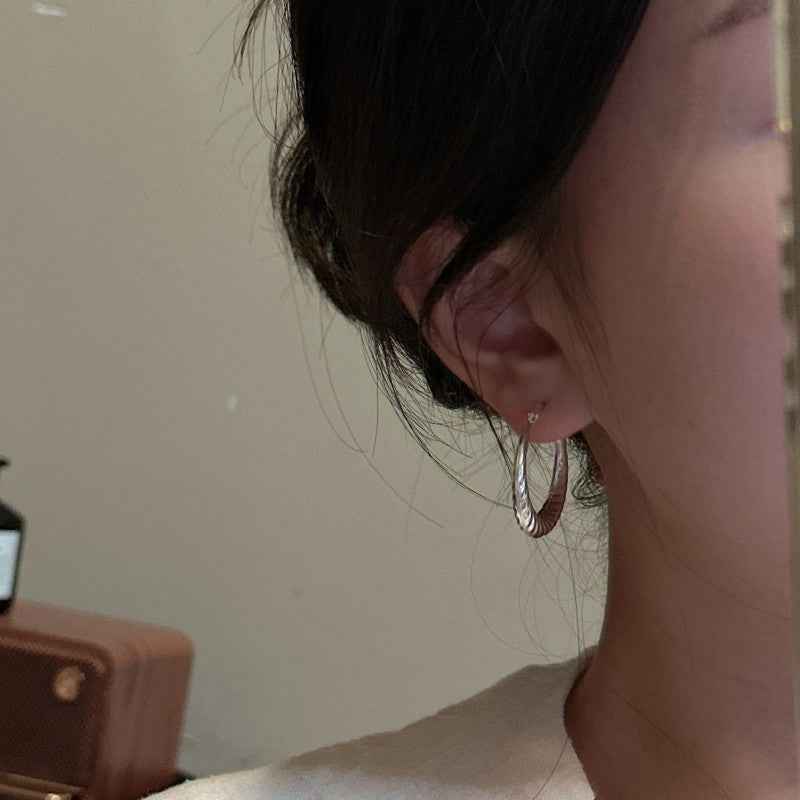 Twist Horn 925 Sterling Silver Hoop Earrings - Image 4