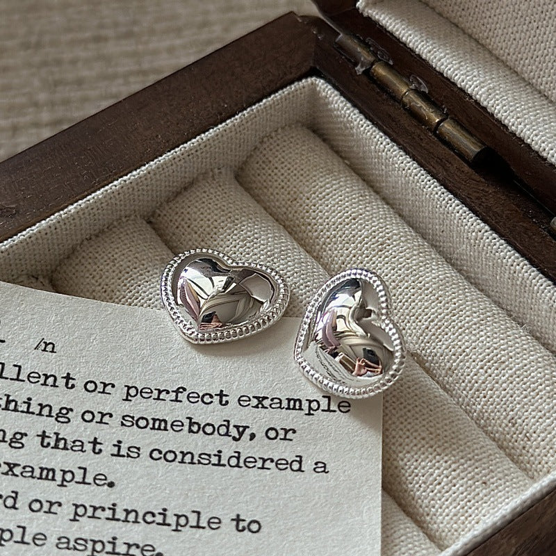 "Vintage Heart" 925 Sterling Silver Earrings – Korean-Inspired Design - Image 4